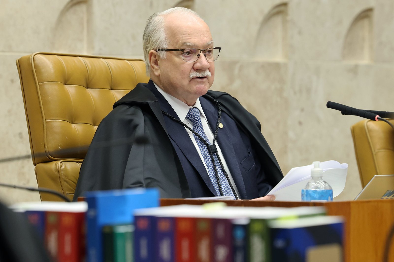 Fachin deve receber relatórios da PF com menções a ministros do STF no caso Master