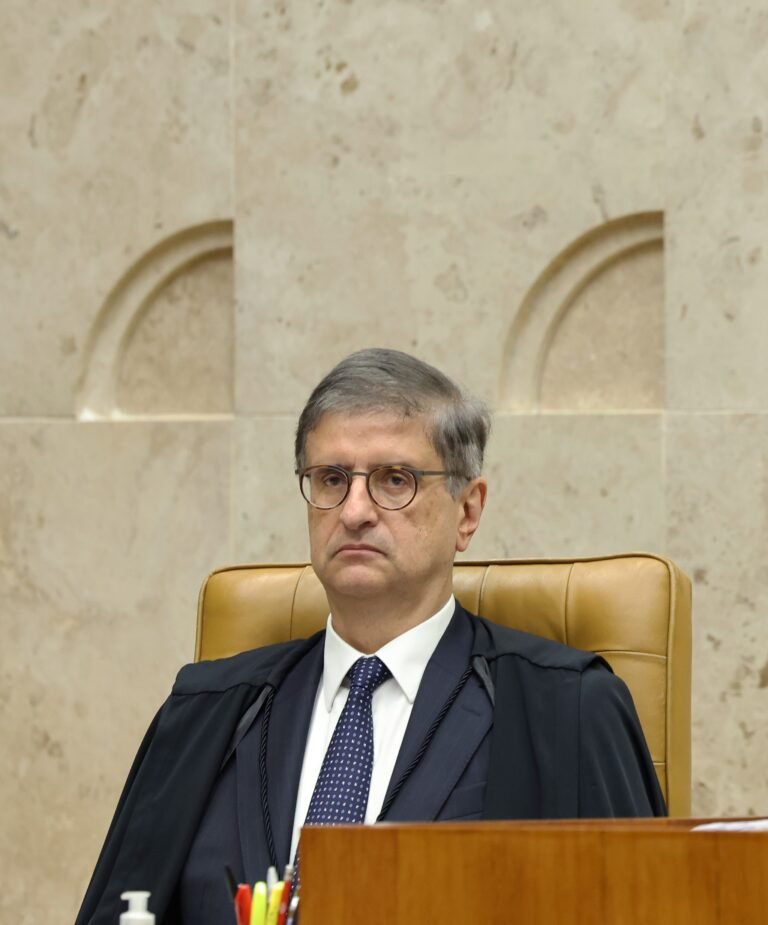 PGR: STF deve negar acesso a dados de visitas de esposa de Moraes