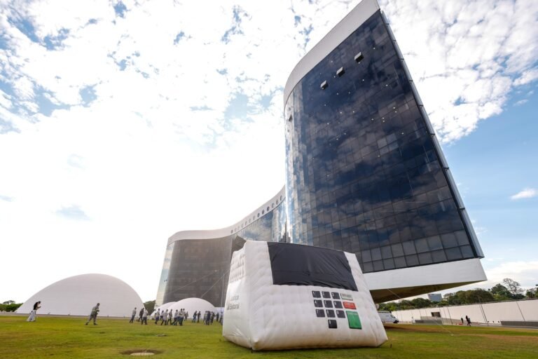 Por unanimidade, TSE derruba prazo de 48 horas para uso de canais registrados de forma tardia por campanhas