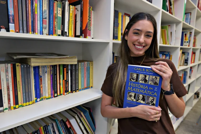 Com 22 aprovados no Provão Paulista, escola de Campinas tem professora reconhecida por excelência