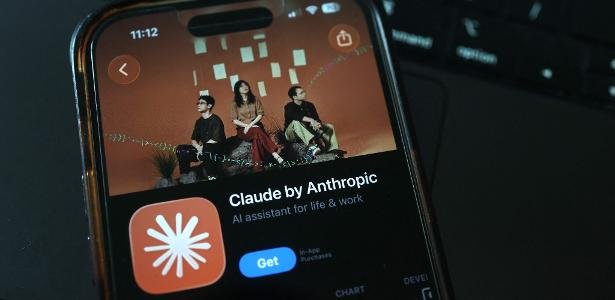 IA pode se autorreplicar e criar redes hacker, alerta Anthropic