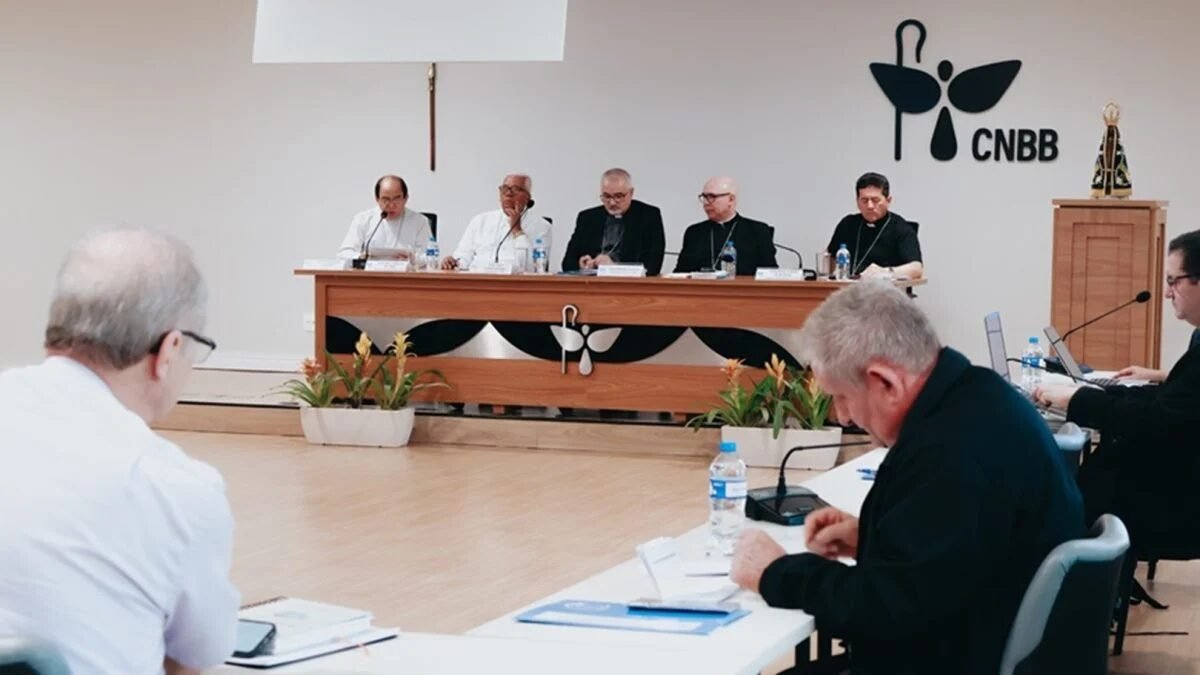 CNBB esclarece quem pode falar em seu nome após carta de bispos