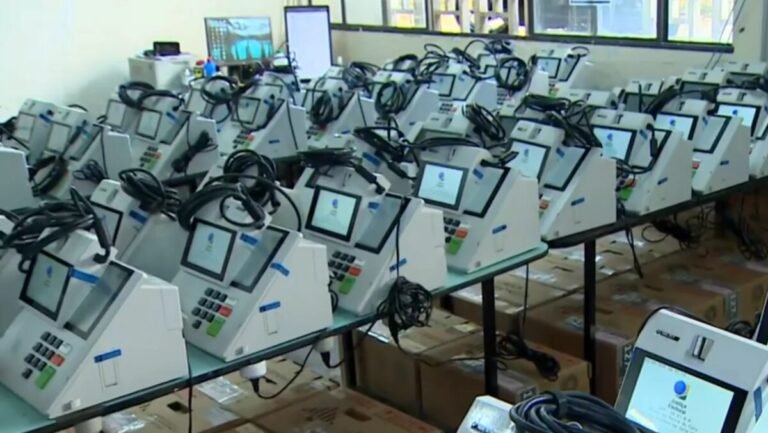 Mais de 4,3 mil seções eleitorais mudaram de local para o 2º turno; veja como consultar onde votar