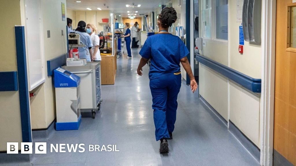 O que crise da saúde britânica nos ensina: 'Brasil foca demais na autoridade do médico'